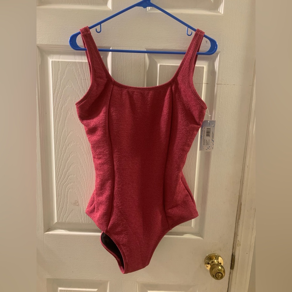 Sporti Elegant Pink One-Piece Swimsuit